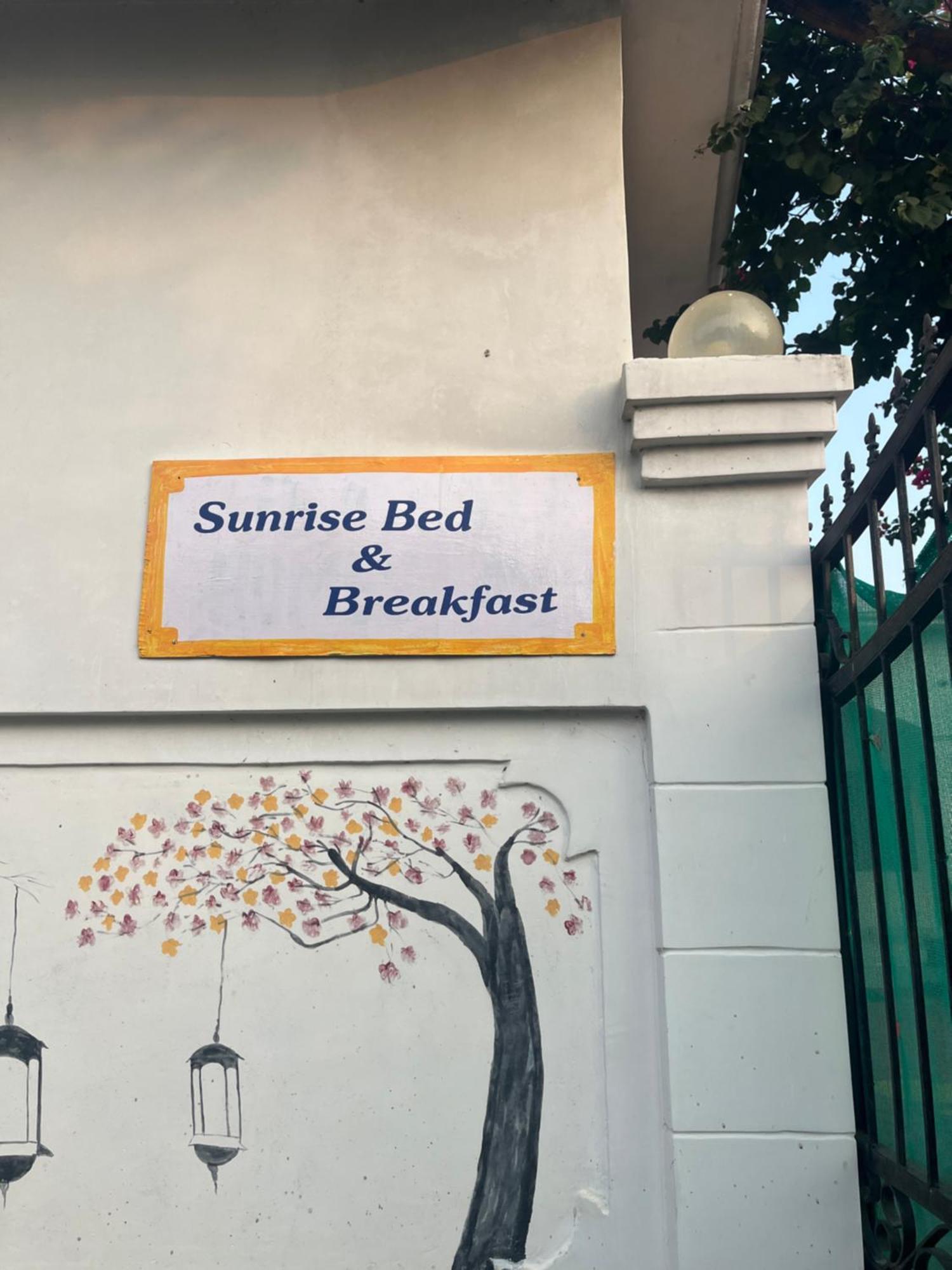 Sunrise Bed & Breakfast Khajurāho Dış mekan fotoğraf